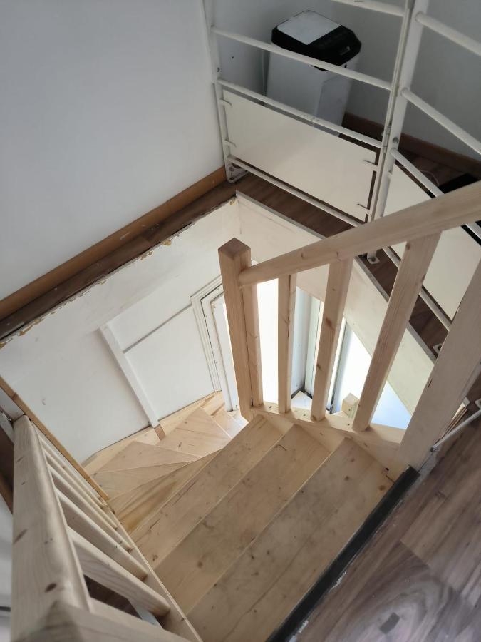 3 Hebergements - Au 1Er Etage 1 Appartement 2 Pieces Et Au 2Eme Etage Un Logement De 2 Chambres Louees Separement Avec Coin Cuisine Et Toilettes A Partager- Dans Pavillon Au Pied Du Rer B A 5 Minutes De Paris Et 30 Mn Stade De France Cachan Ngoại thất bức ảnh
